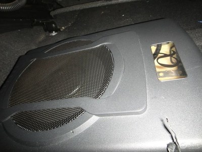 深圳聆聽圣駕現(xiàn)代朗動汽車音響改裝與全車隔音 提升駕乘體驗(yàn)